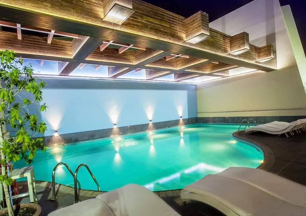 Capitol Hotel Jumeirah Dubaj 4*,  Spojené arabské emiráty