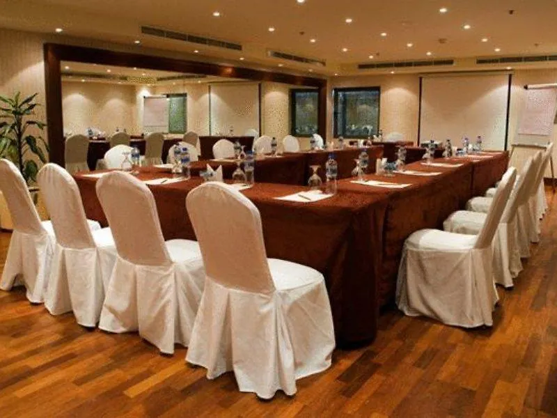 Capitol Hotel Jumeirah Dubaj